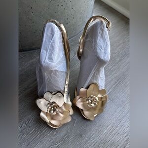 Chic Gold Floral Women's Heels